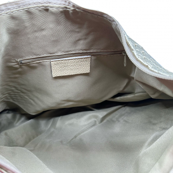 Schultertasche Lia gold, Leder gold, offen